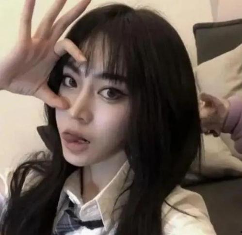 吃瓜网红 图片头像女,揭秘吃瓜网红的时尚头像魅力 第1张 吃瓜网红 图片头像女,揭秘吃瓜网红的时尚头像魅力 第1张